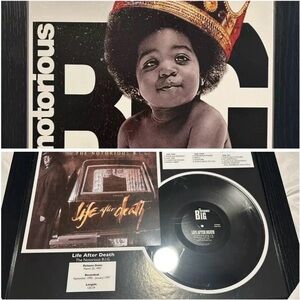 🔥Notorious BIG “Life After Death” 28x22 Framed Album + 11x7 Biggie Smalls Print🔥